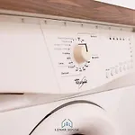 Arona Center - House Erre - Free Parking Апартаменты *