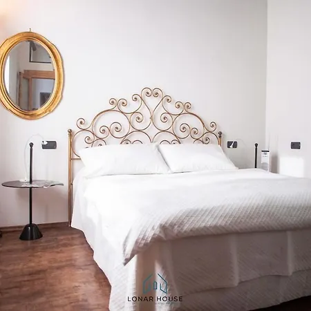 Arona Center - House Erre - Free Parking Dormelletto