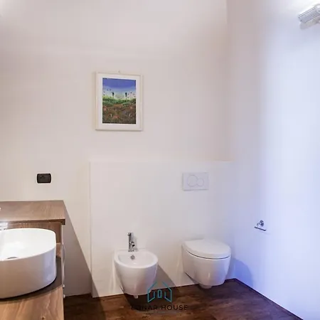 Arona Center - House Erre - Free Parking Appartement