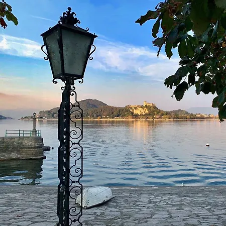 Arona Center - House Erre - Free Parking Appartement